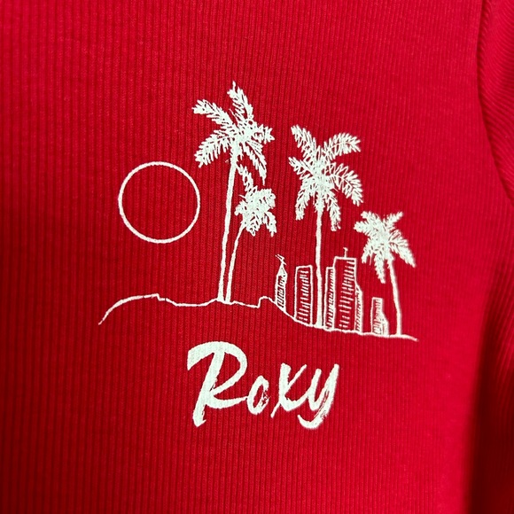 Women’s Roxy Red T-shirt- Size M - Picture 3 of 4